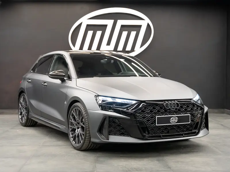 AUDI RS3
