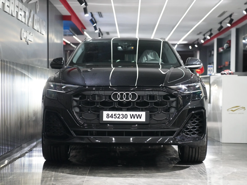 Audi Q8 S Line